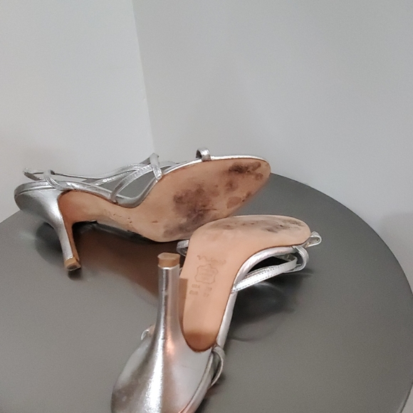 Sandals - Picture 4 of 4